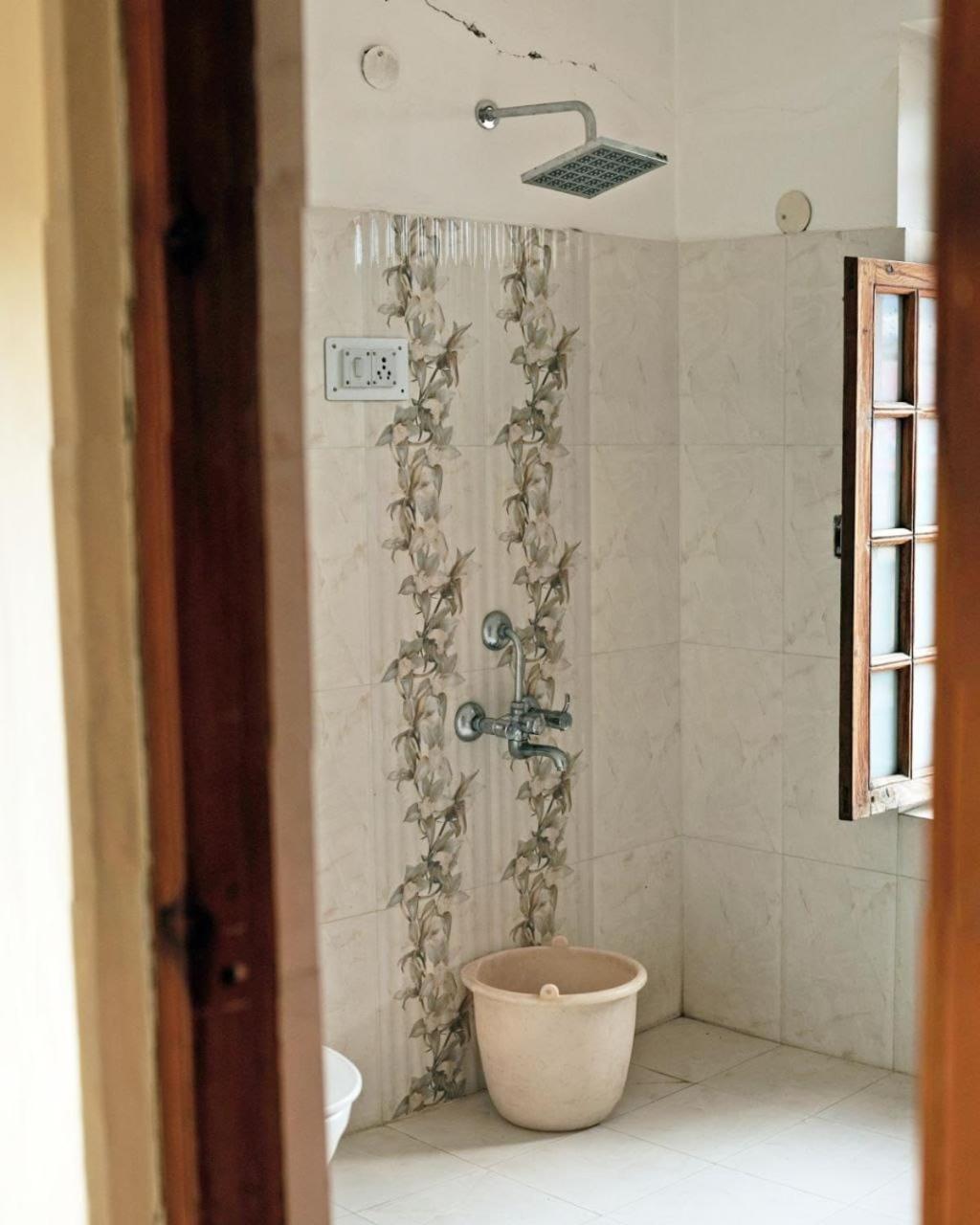 Hotel Lonchay Residency Leh Esterno foto