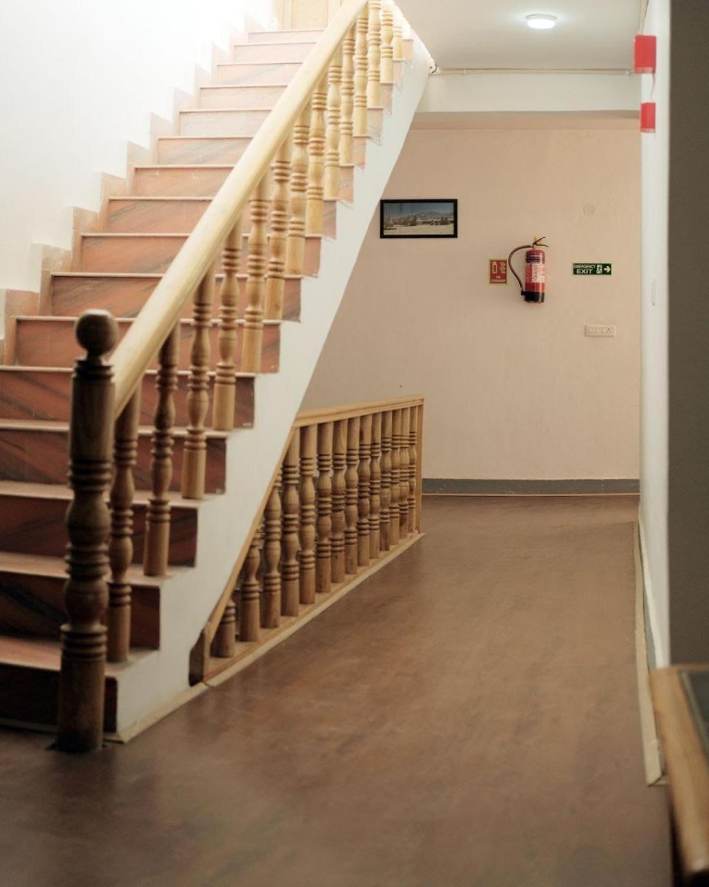 Hotel Lonchay Residency Leh Esterno foto